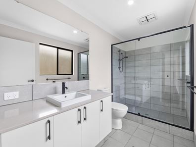 8A Waidup Street, Wanneroo WA 6065