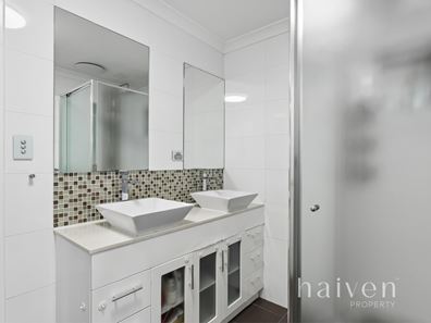 81 SHEPHERDS BUSH DRIVE, Kingsley WA 6026