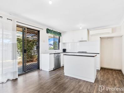 30 Moira Avenue, Forrestfield WA 6058