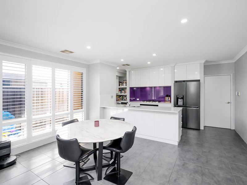 45 Lancewood Street, Banksia Grove WA 6031