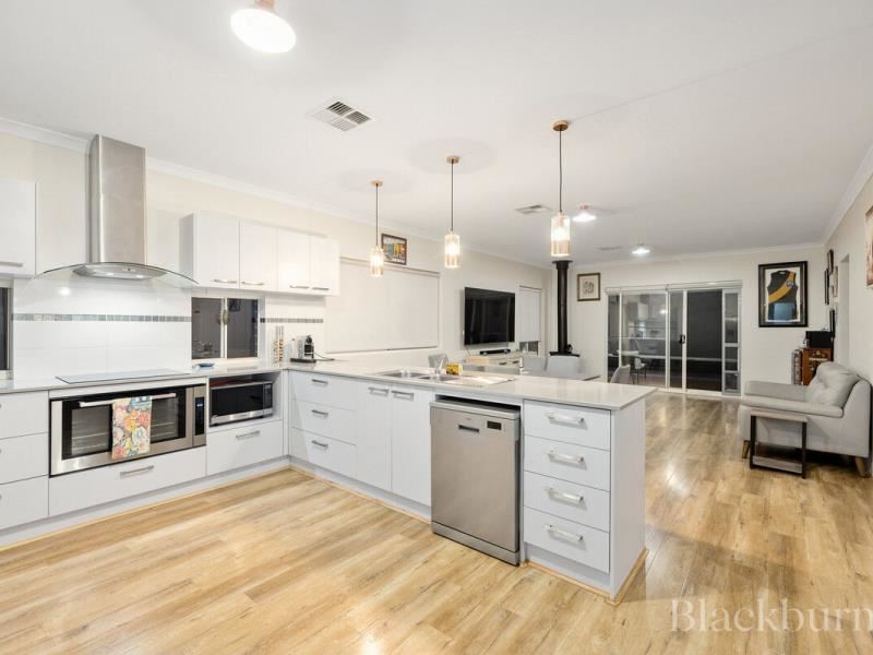 19 Farnell Road, Byford WA 6122