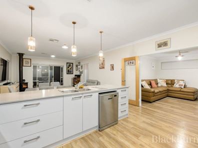 19 Farnell Road, Byford WA 6122