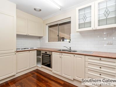 10 Cockman Way, Orelia WA 6167