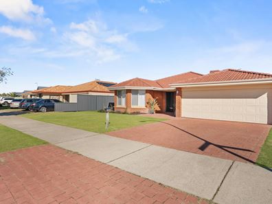 133 Bayside Blvd, Port Kennedy WA 6172