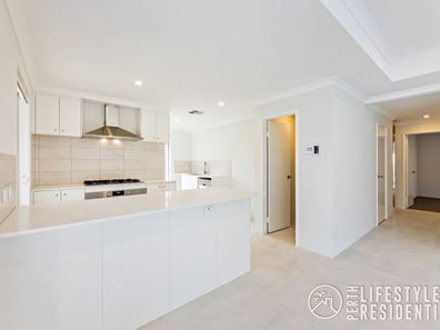 38 Geordie Loop, Eglinton WA 6034