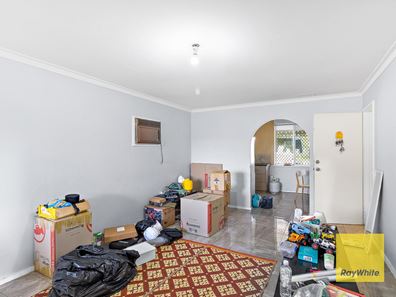 7 Calvert Way, Girrawheen WA 6064