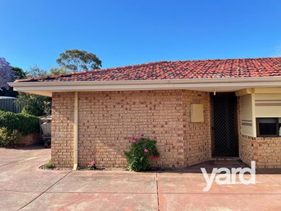 2A Yeovil Crescent, Bicton WA 6157