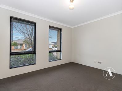 55 Veterans Drive, Byford WA 6122