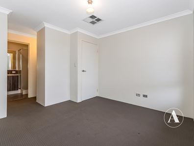 55 Veterans Drive, Byford WA 6122