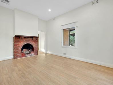 28 Station Street, Gosnells WA 6110