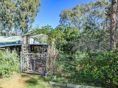 535 Thomas Road, Parkerville WA 6081