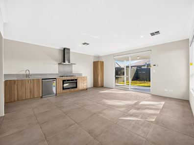 15 Trango Road, Baldivis WA 6171