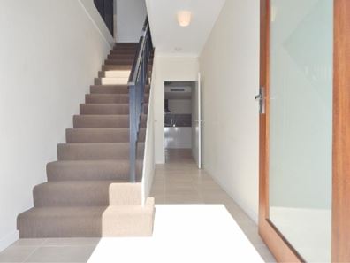 C/30 Muir  Street, Innaloo WA 6018