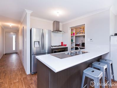 27 Sansimeon Boulevard, Byford WA 6122