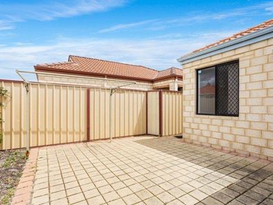 12/161 Sevenoaks Street, Cannington WA 6107