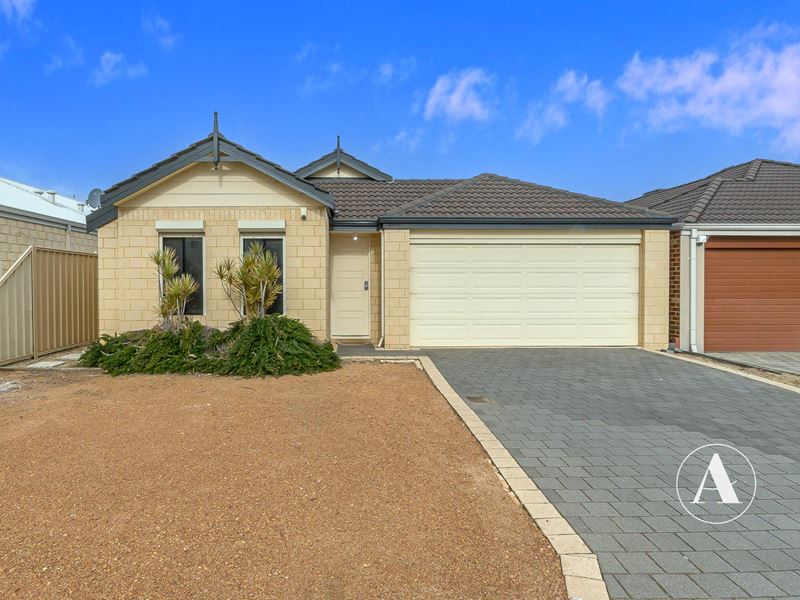 22 Fairlie Road, Canning Vale WA 6155