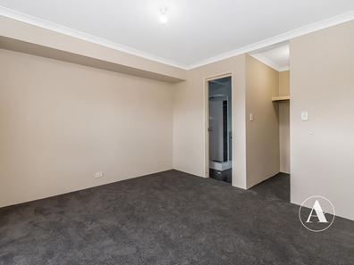 22 Fairlie Road, Canning Vale WA 6155