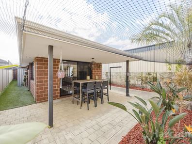 22b Pintabona Drive, Sinagra WA 6065