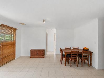 10 Tay Court, Cooloongup WA 6168