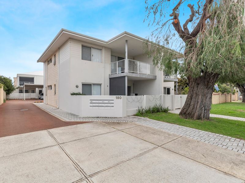 8/180 Kent St, Rockingham WA 6168