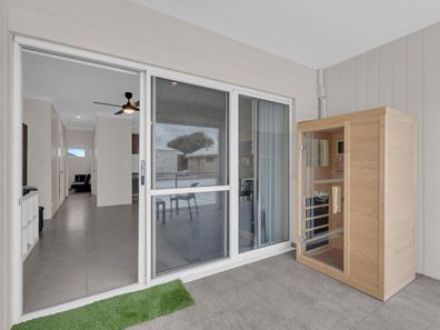 8/180 Kent St, Rockingham WA 6168