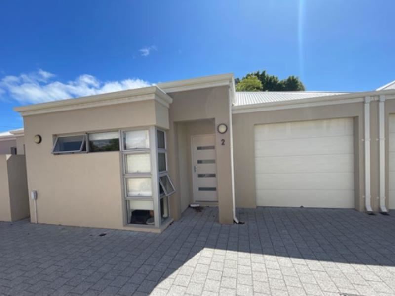 2/14 Dodd Street, Hamilton Hill WA 6163