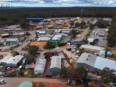 32 Wandeara Crescent, Mundaring WA 6073