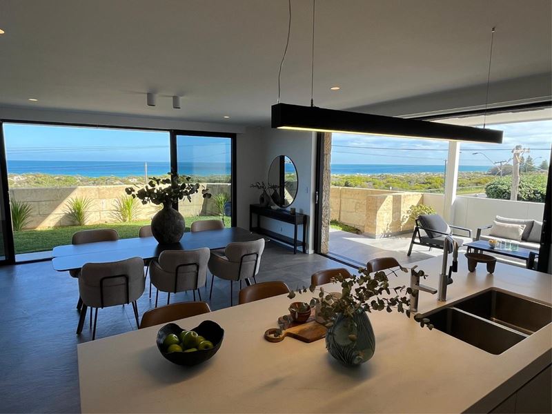 324 West Coast Highway, Scarborough