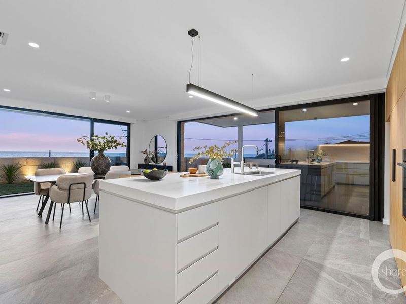 324 West Coast Highway, Scarborough WA 6019