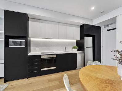 116/660 Albany Highway, Victoria Park WA 6100