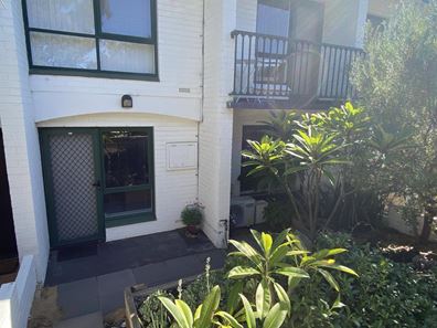 1A Myrtle Avenue, Sorrento WA 6020