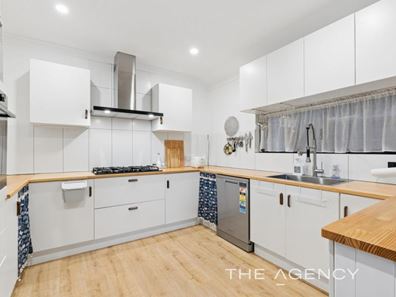 54 Orlestone Street, Gosnells WA 6110
