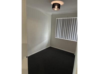 244 Knutsford Av, Kewdale WA 6105
