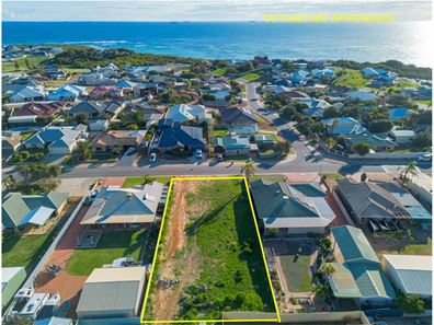 28 Hillview Drive, Drummond Cove WA 6532