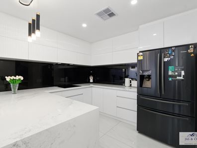 19 Aqualate Avenue, Aveley WA 6069