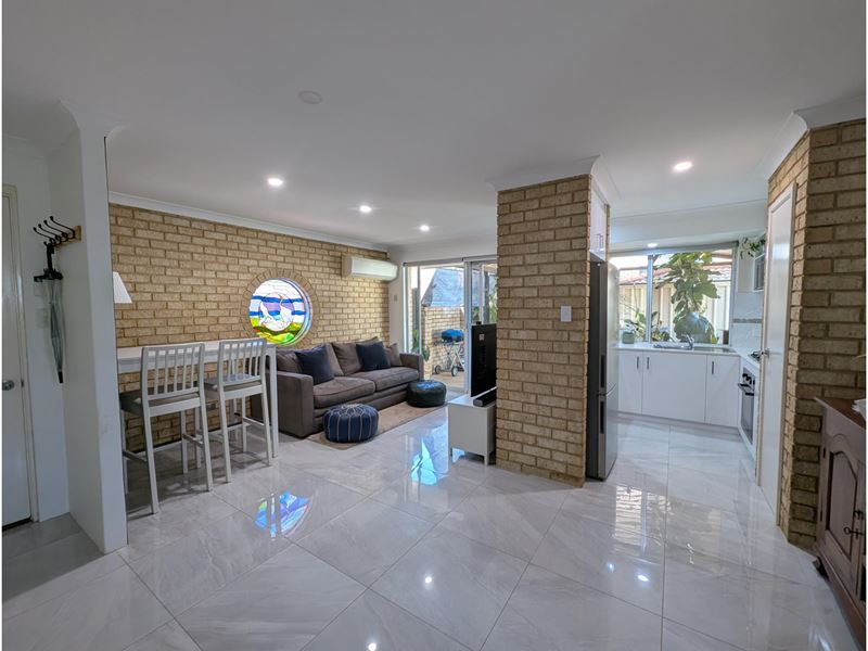 2/8 Kanimbla Street, Bicton
