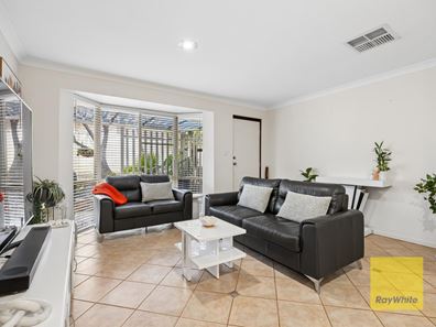 2/98 Reynolds Road, Mount Pleasant WA 6153