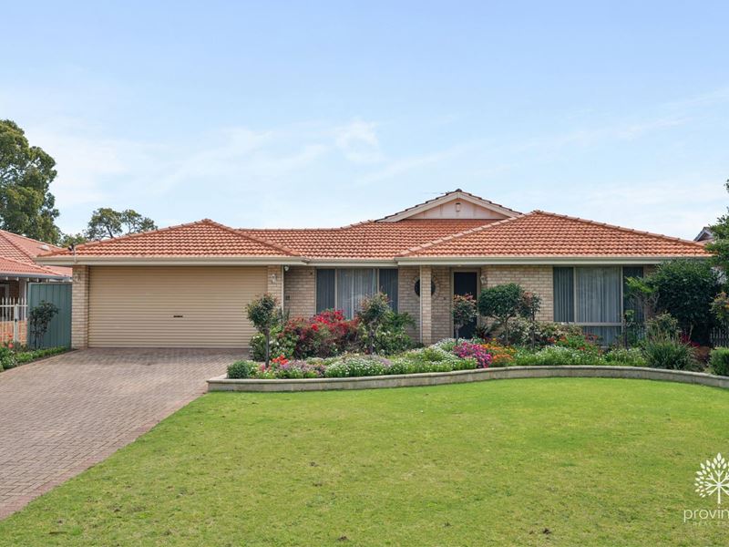 18 Ryan Way, Lesmurdie WA 6076
