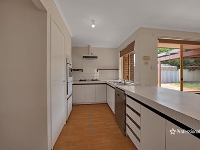 37 Kultown Drive, Waggrakine WA 6530