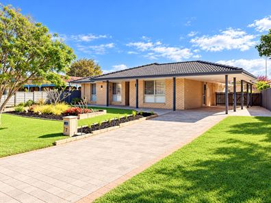 17 Black Swan Drive, West Busselton WA 6280