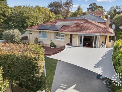 31 Bromley Road, Hilton WA 6163