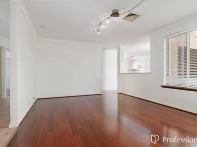 2/45 Banksia Street, Joondanna WA 6060