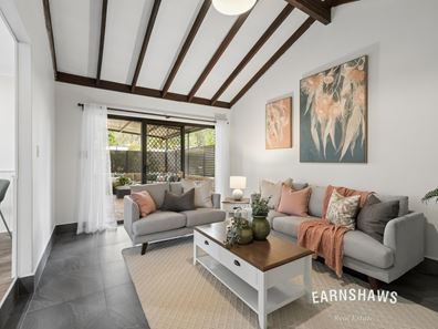 13 Fordham Drive, Swan View WA 6056