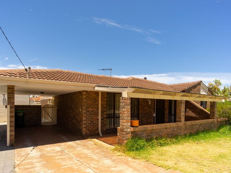 8 Bellanger Drive, Beldon WA 6027