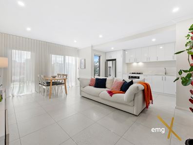1/245 Wright Street, Cloverdale WA 6105