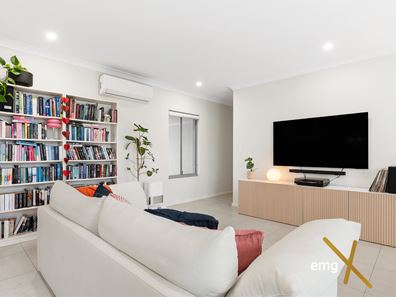 1/245 Wright Street, Cloverdale WA 6105
