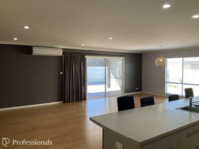 23 Dauphin Crescent, Castletown WA 6450