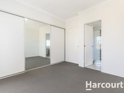 28/2 Royston Link, Butler WA 6036