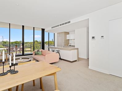 513/2 Tiger Way, Claremont WA 6010
