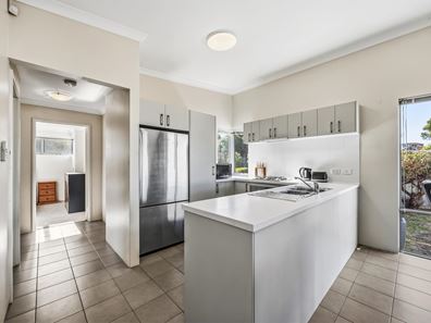 10 Andy Zuvela Road, Beeliar WA 6164